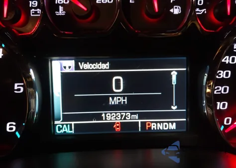 2015 Chevrolet Silverado 1500 1Lt из США, поврежденный, VIN 1GCVKREC8FZ159568